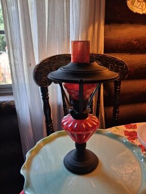 Red Glass Accent Oil Lamp with Black Metal Base